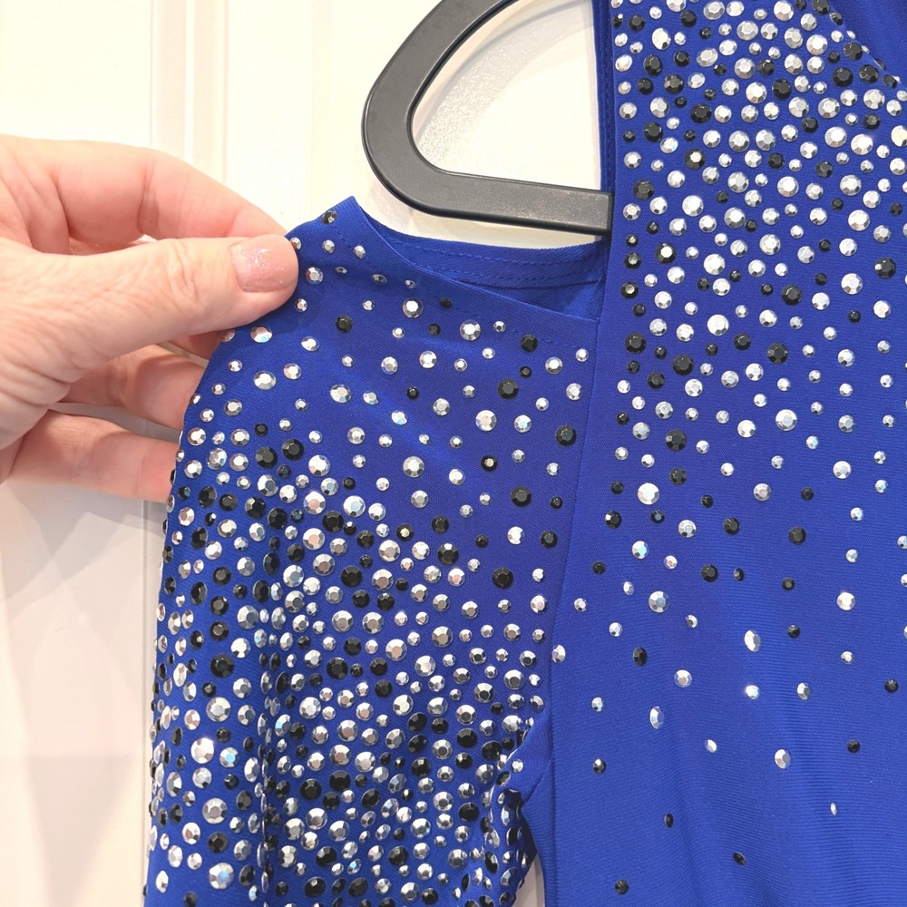 Cache Cold Shoulder Rhinestone Sheath Dress 6 Royal Blue - Picture 2 of 12